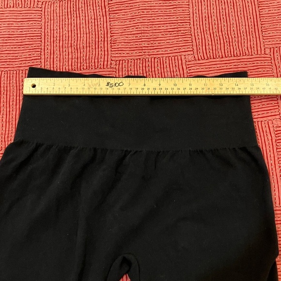 Charlie Paige women’s 1X Black Curvy cotton blend Leggings - lovely quality - Picture 3 of 10